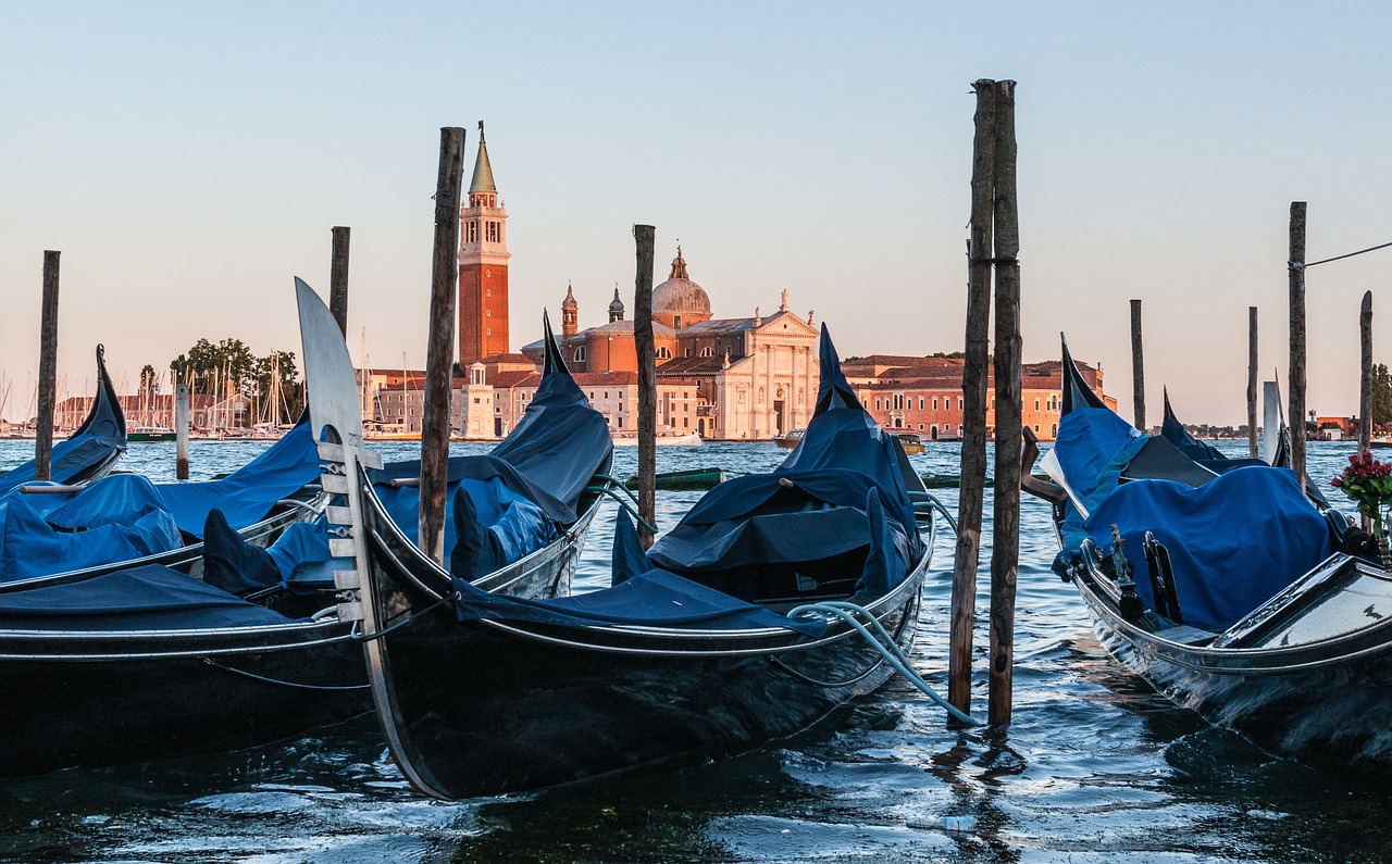 gondola, venetia, venezia-1712314.jpg